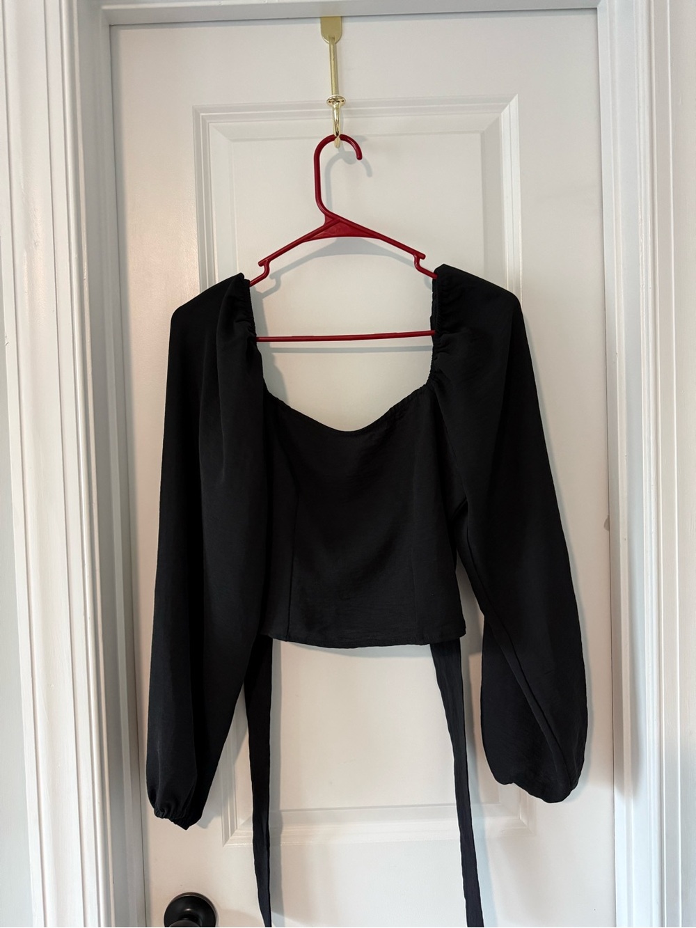 Altard state Black Square Neck Long Sleeve Crop Top